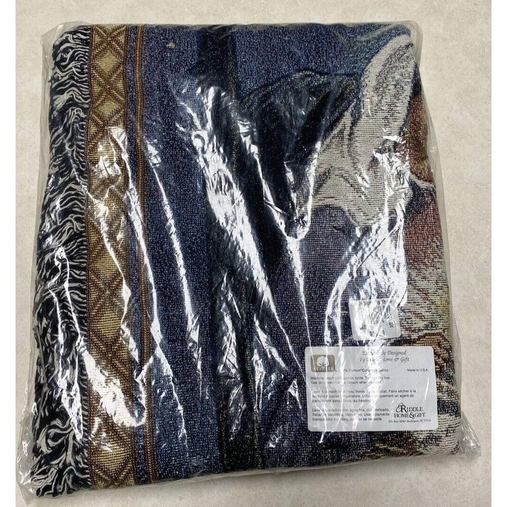 Riddle Home & Gift Christmas O Holy Night Tapestry Fringe Throw Blanket Sealed